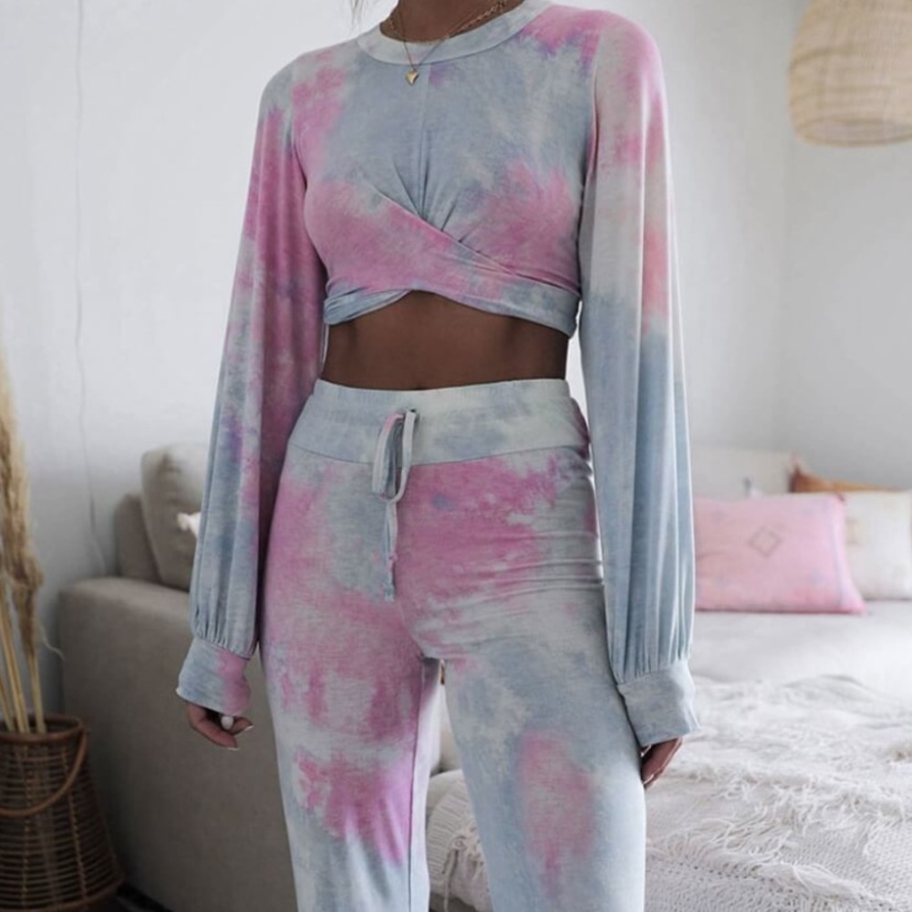 Two piece tie dye lounge set